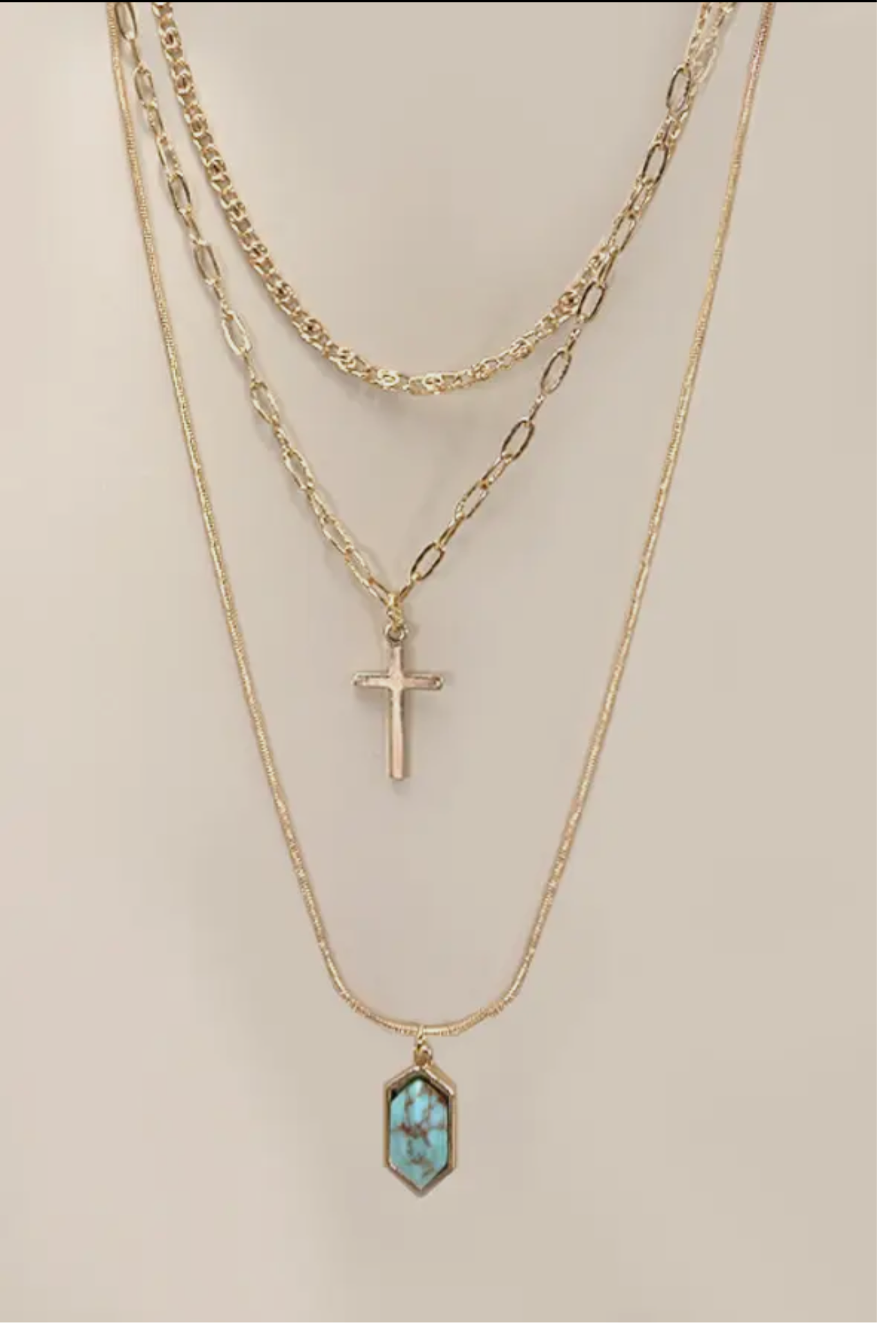 CROSS PENDANT NECKLACE