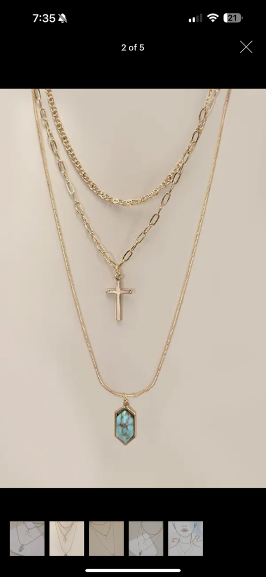 CROSS PENDANT NECKLACE